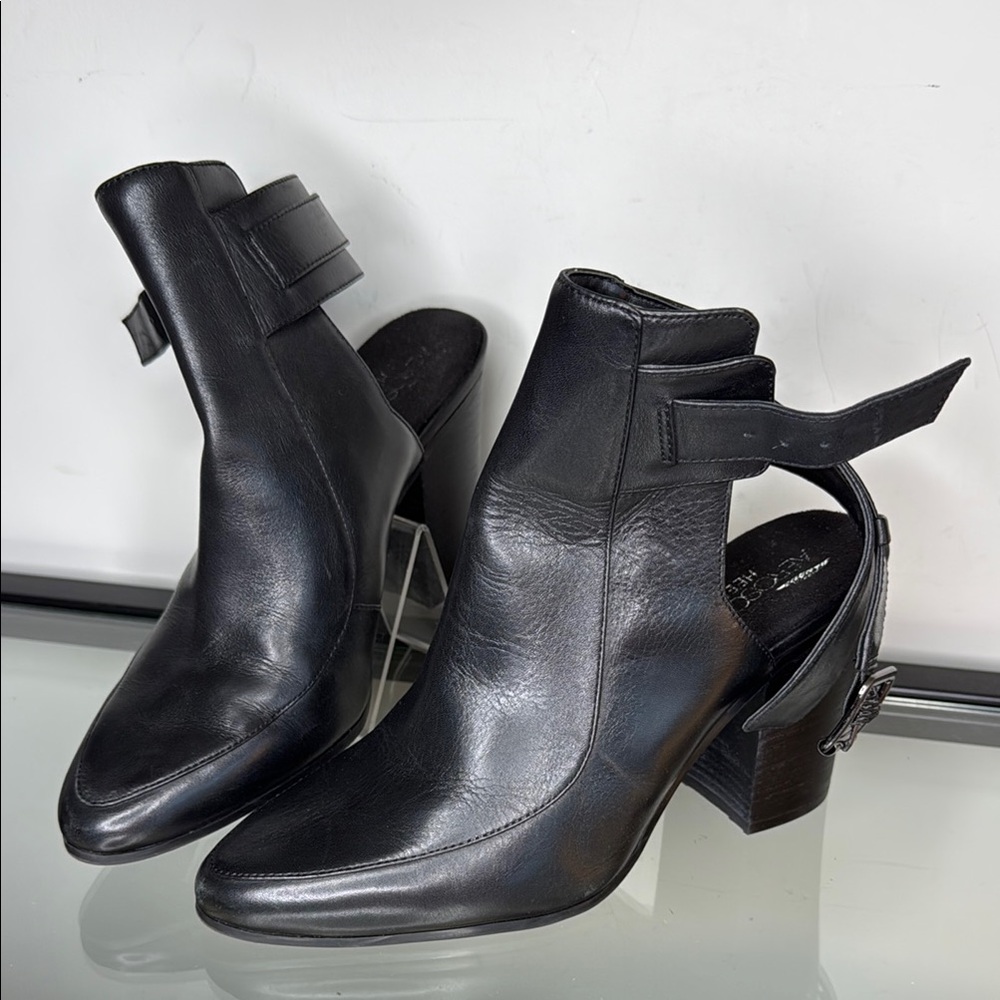 NWOT Aérosoles Heels Ankle Strap size 7.5